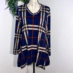 Lildy, S-M, 3/4 flared sleeve plaid print handkerchief bottom pocketed hem tunic